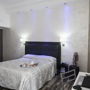2* Couette-café Garibaldi Square
